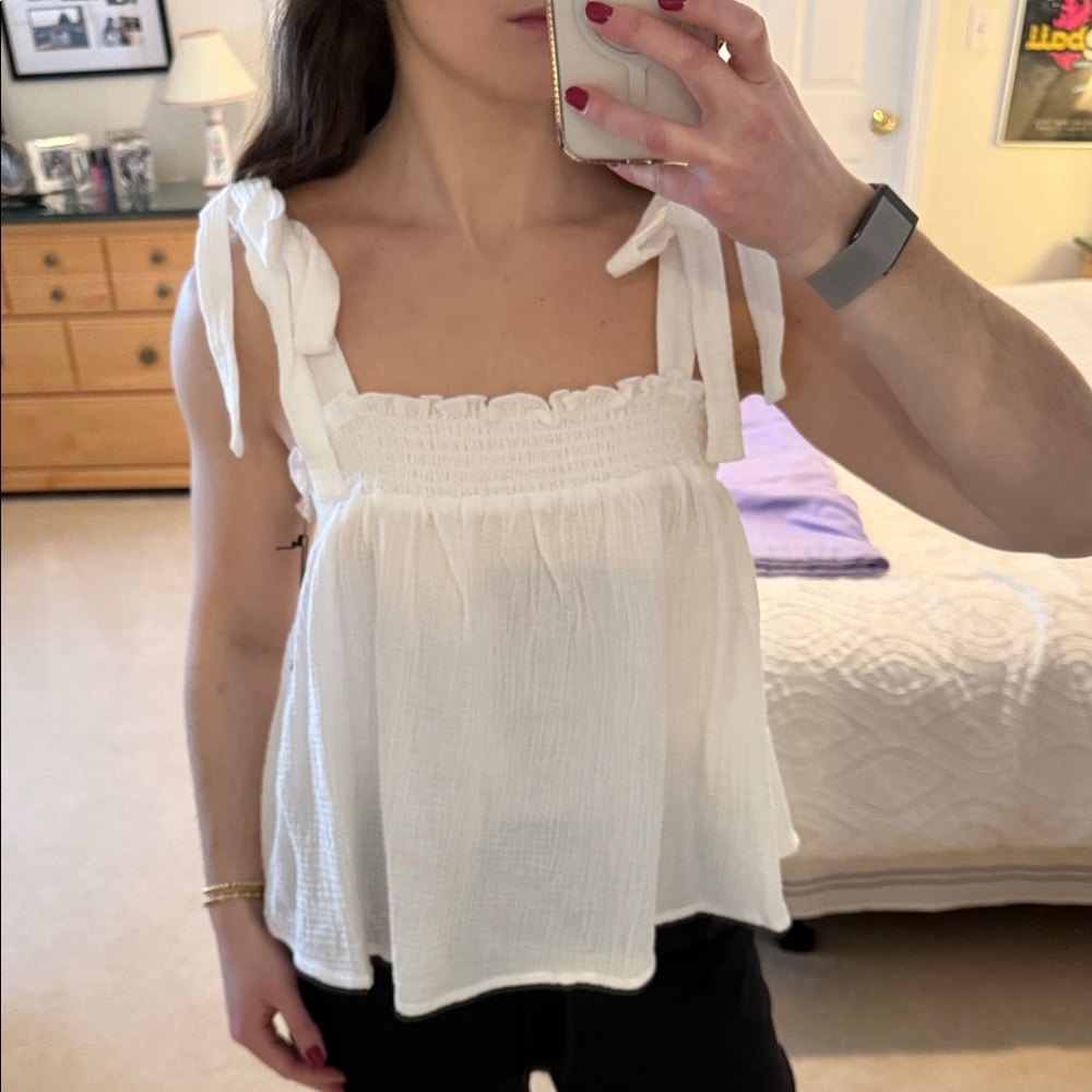 Cupcakes & Cashmere White Tie Strap Blouse